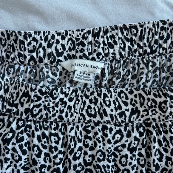American Eagle Outfitters Black and White Patterned Mini Skirt - Picture 2 of 2